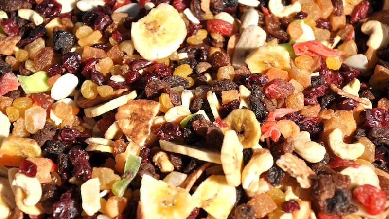 mixed dried fruit and banana chips